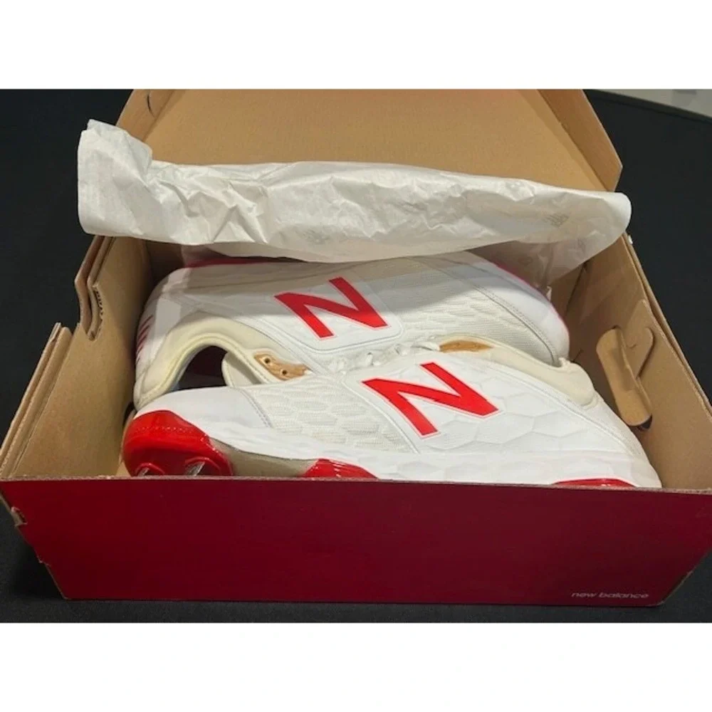 New Balance Mens 3000 V4 Metal Baseball Cleats White/Red NIB - Size 16 Xtra Wide